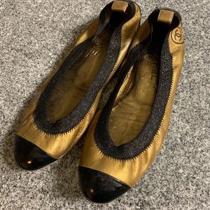 CHANEL ballet flats (minor damage)
